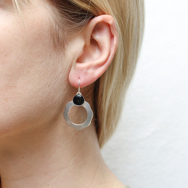 Petal Ring with Black Cabochon Wire Earrings