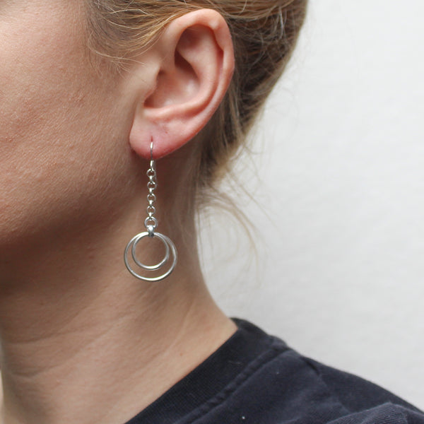 Chain with Hammered Rings Wire Earring