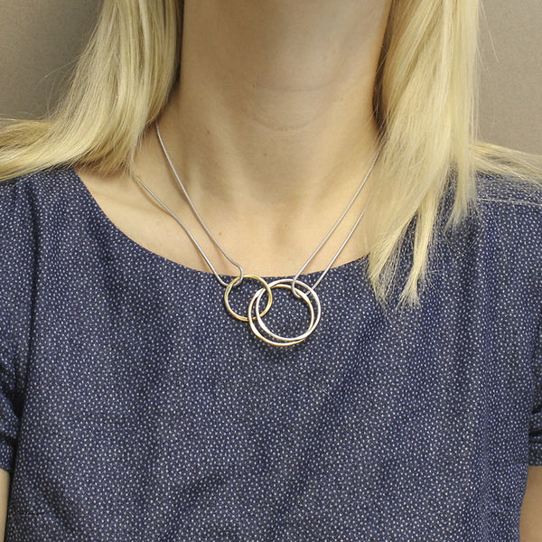 Interlocking Hammered Rings Necklace