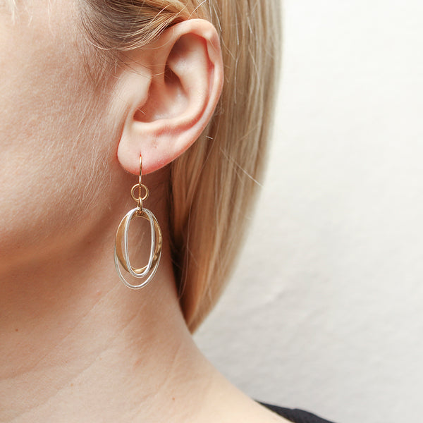 Oval Frame and Rings Wire Earrings