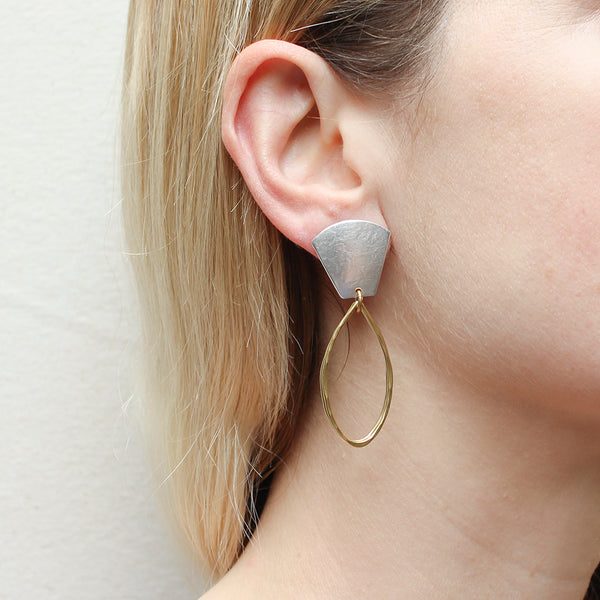 Taper with Leaf Rings Post Earring