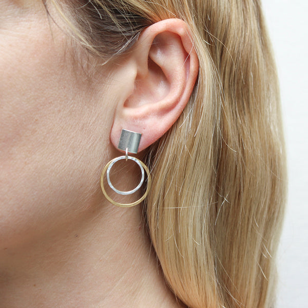 Convex Square with Tiered Hammered Rings Post Earring