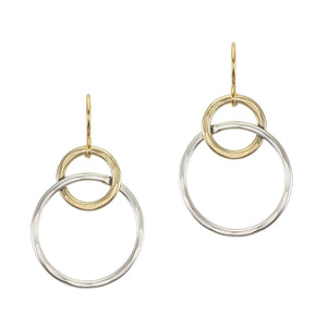 Medium Intertwined Hammered Rings Wire Earrings