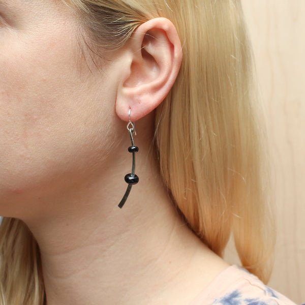 Swoop with Black Beads Wire Earring