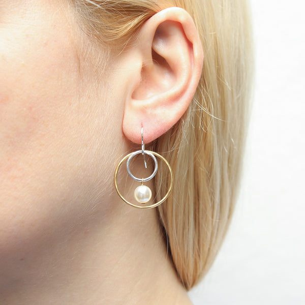 Medium Wire Rings with Cream Pearl Drop Earring