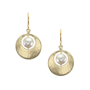 Small Cutout Disc with Cream Pearl Earring