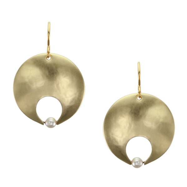 Cutout Disc with Cream Pearl Earring