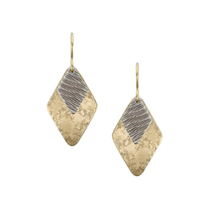 Layered Textured Diamonds Wire Earring