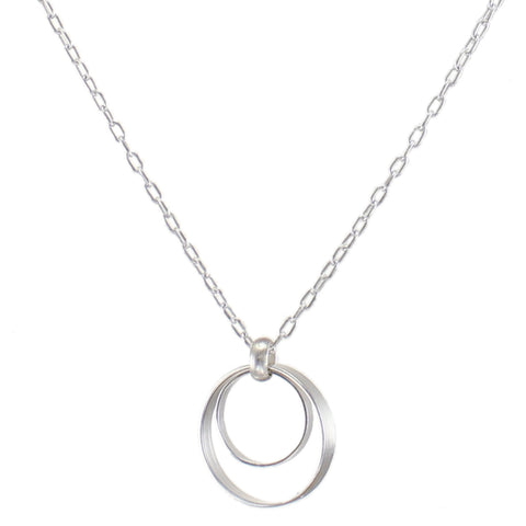 Small Tiered Rims on Delicate Chain Necklace
