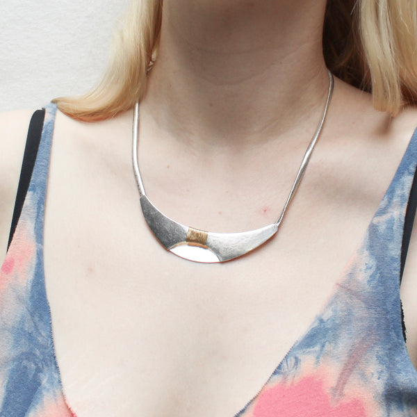 Layered Fins with Wire Wrapping Necklace
