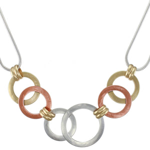 Linked Rings on Double Loops of Snake Chain Necklace